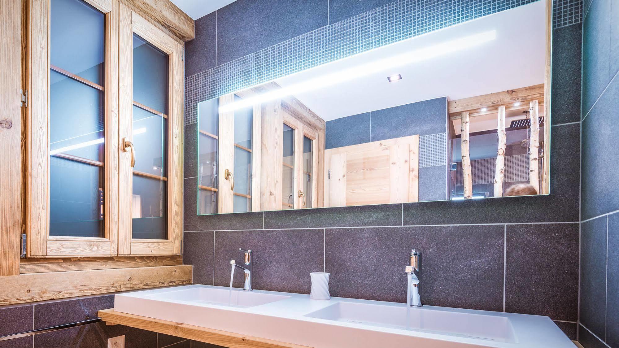 Le Chalet De L'Atelier - Le Nord Champery Bagian luar foto